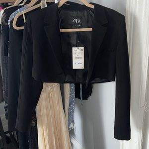 Black Zara Crop Blazer